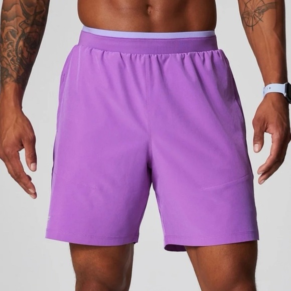 Fabletics The 7” Fundamental Short II Lined Cosmic Shower Size 3X Phone Holder - Picture 2 of 11